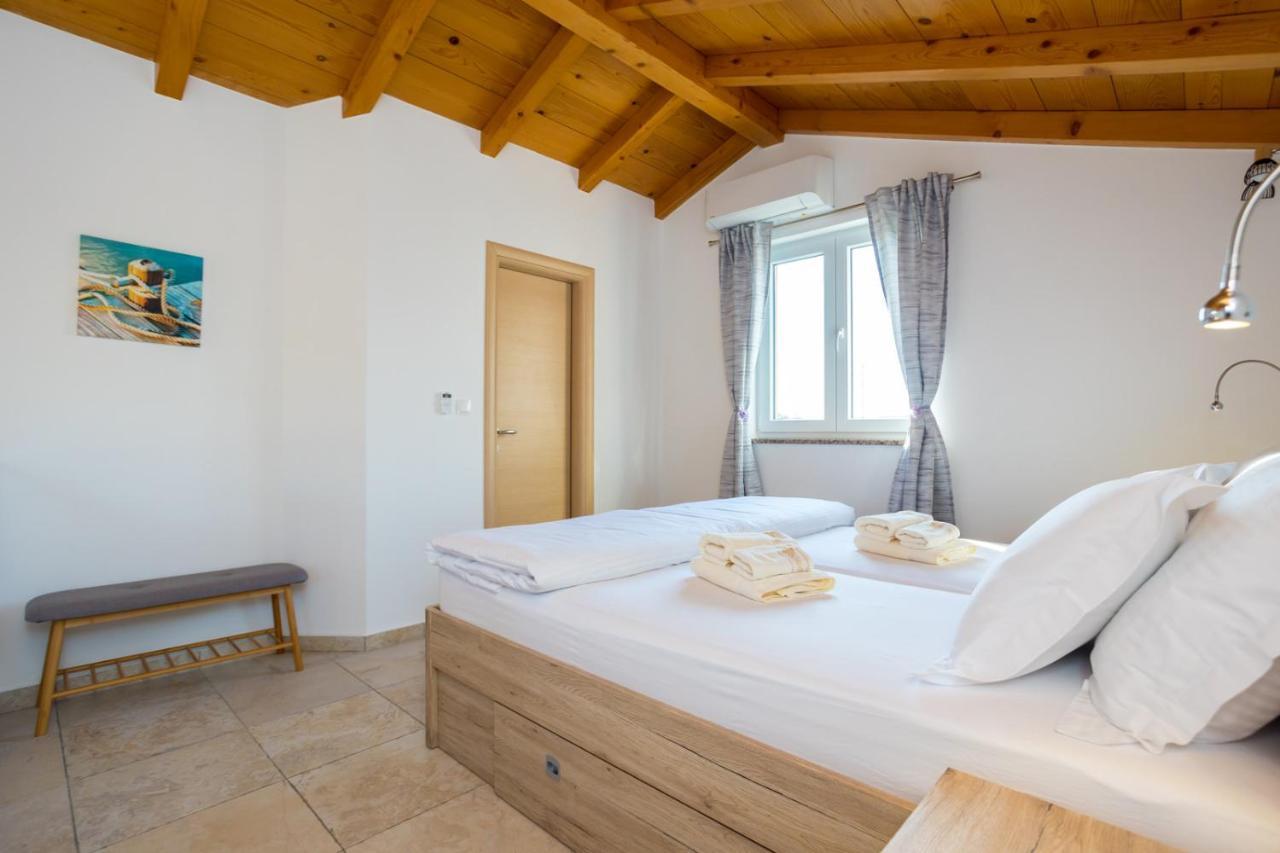 Holiday House Toici Nenadici  Buitenkant foto